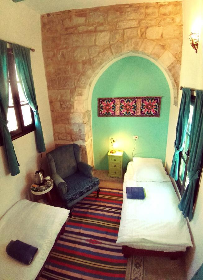 Turquoise Hostel Nablus Bagian luar foto