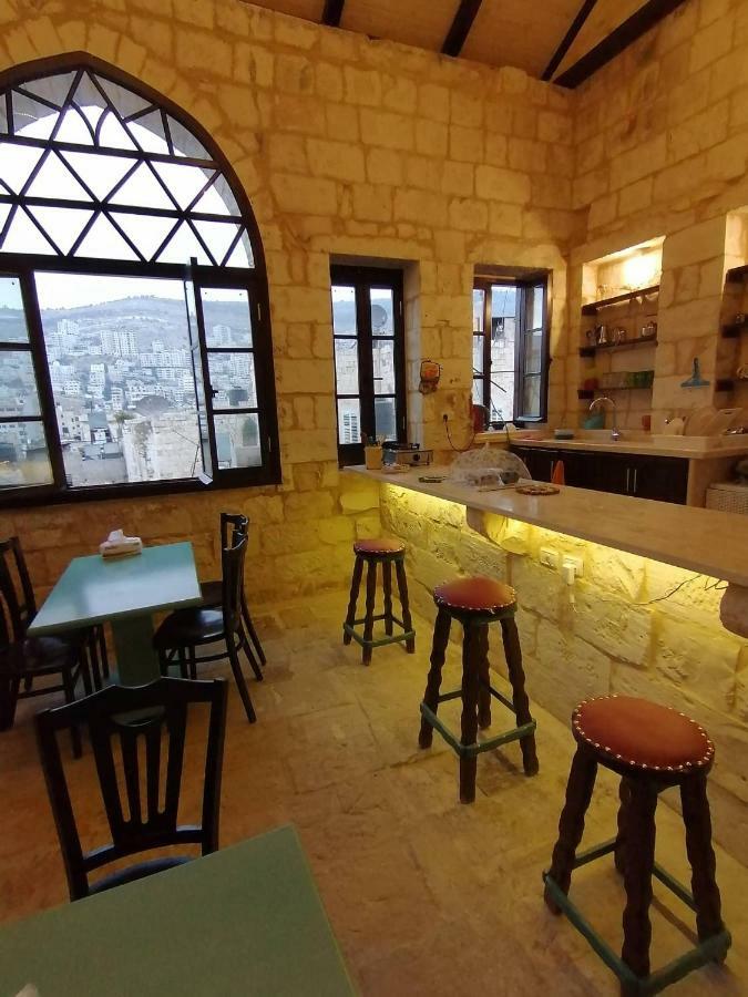 Turquoise Hostel Nablus Bagian luar foto